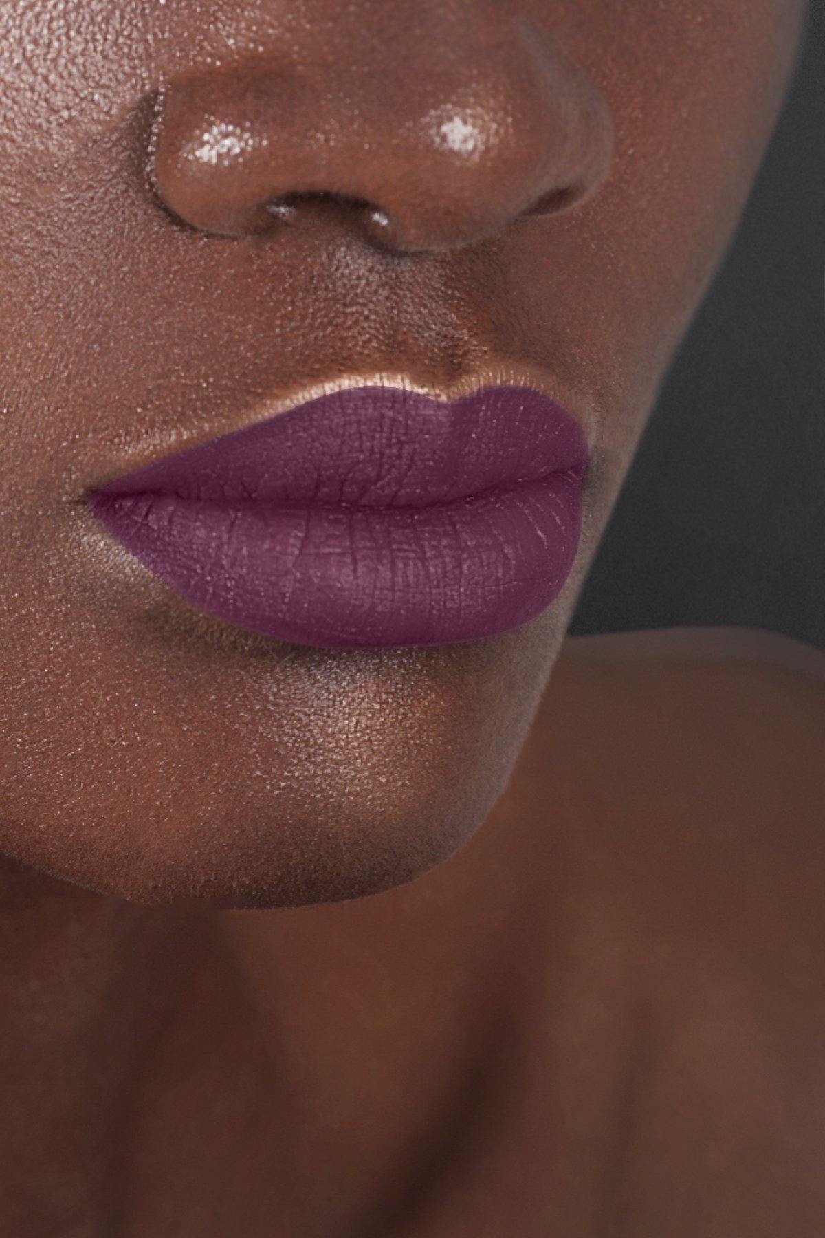 dark purple lipstick